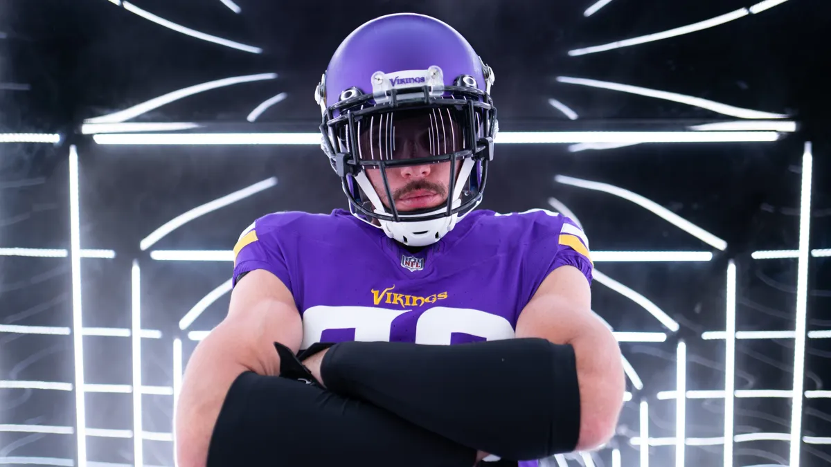 Harrison Smith restructures contract for 13th Vikings season