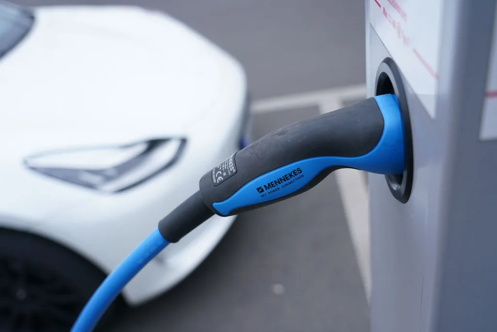 Minnesota is the Midwest leader on electric vehicles, report says